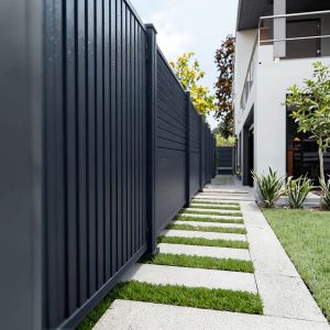 commercial aluminum fence Canada